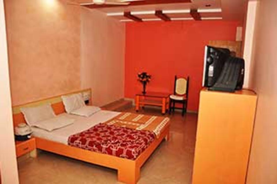 Hotel Gokul Gandhinagar Exterior photo